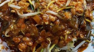 Pagi Ini Paling Mantap Makan Toge Goreng yang Hangat Gurih