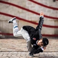 Sebelum Ayumi menari, ia mengalami masalah saat berbicara di depan orang karena dirinya sangat pemalu. Namun, breakdance membantunya mengatasi dilemanya itu. Foto: Instagram/@ayumi_bodycarnival