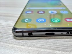 Unboxing Samsung Galaxy S10+ Termahal