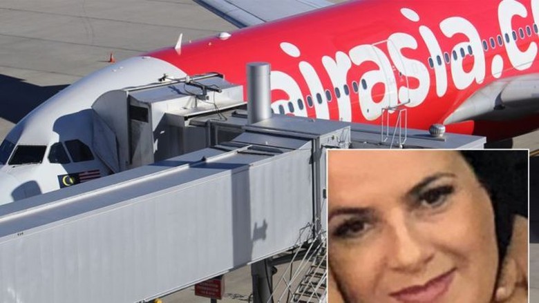 Bayi di Pesawat AirAsia Hembuskan Nafas Terakhir Setelah Dibacakan Doa Bayi di Pesawat AirAsia Hembuskan Nafas Terakhir Setelah Dibacakan Doa