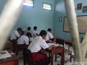 16 Anak Binaan Khusus Lapas Blitar Ikut Ujian SD