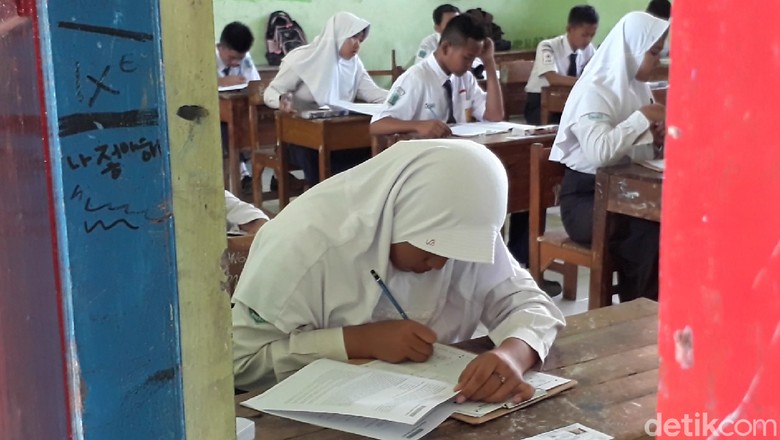 59 Ribu Siswa SD/MI dan SMP/MTs di Brebes Ikuti UNKP dan UNBK 59 Ribu Siswa SD/MI dan SMP/MTs di Brebes Ikuti UNKP dan UNBK