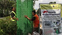 Selain sebagai upaya untuk mengantisapasi banjir, gerakan menabung air hujan ini juga dilakukan untuk menyimpan cadangan air bersih.
