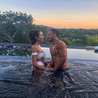 Danny juga mengkritik Olivia dengan menyebut sang mantan suka mencari perhatian di internet hanya untuk menghasilkan uang. Bagi saya, itu sulit dimengerti karena saya tidak begitu tertarik dengan harga yang harus ditebus demi sebuah ketenaran. Saya memilih bermain football dan itu lebih terhormat, kata mantan pemain New England Patriots itu. Foto: Instagram