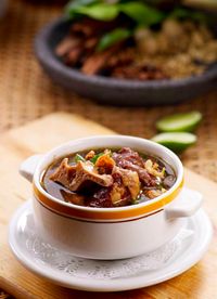 9 Restoran Ini Buktikan Popularitas Makanan Indonesia di Singapura
