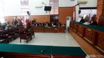 KPK Absen, Sidang Praperadilan Rommy Ditunda
