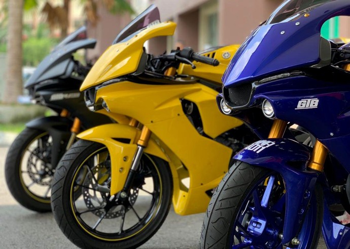 Yamaha R15 Berbaju Moge R1M Yamaha R15 Berbaju Moge R1M