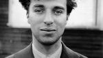 Melihat Wajah Polos Charlie Chaplin Tanpa Kumis Khasnya