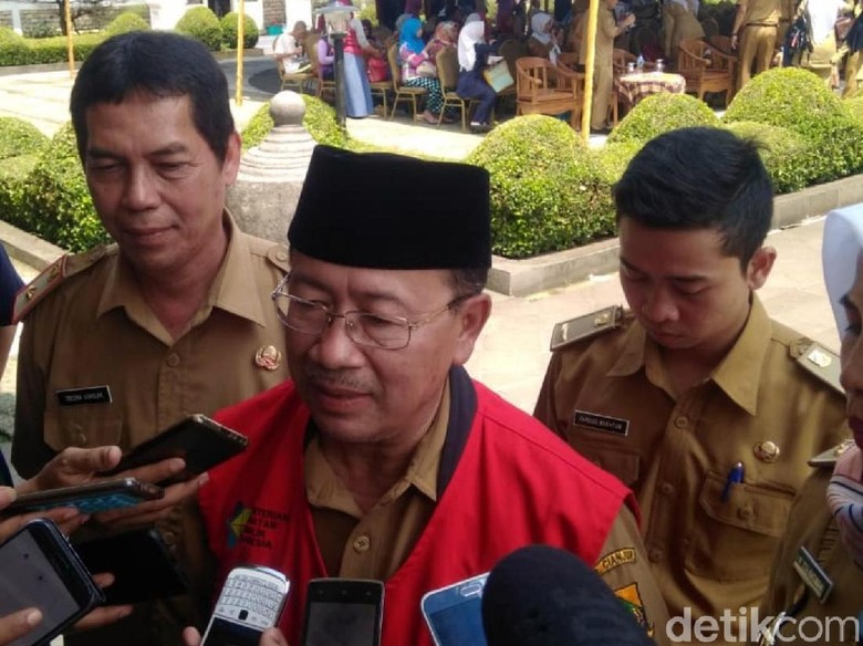 Pemkab Cianjur Gratiskan Pengobatan Petugas KPPS Pemkab Cianjur Gratiskan Pengobatan Petugas KPPS