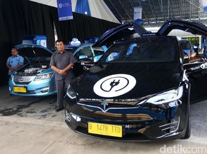 Bluebird Punya Taksi Listrik, Mitsubishi Ikut Senang