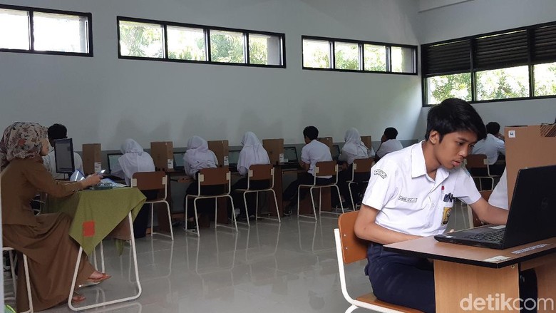 34.862 Siswa SMP di Kota Bandung Ikuti UNBK 34.862 Siswa SMP di Kota Bandung Ikuti UNBK
