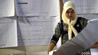 Begini penampakan proses rekapitulasi surat suara Pemilu 2019 di Kecamatan Tanjung Priok, Jakarta Utara.