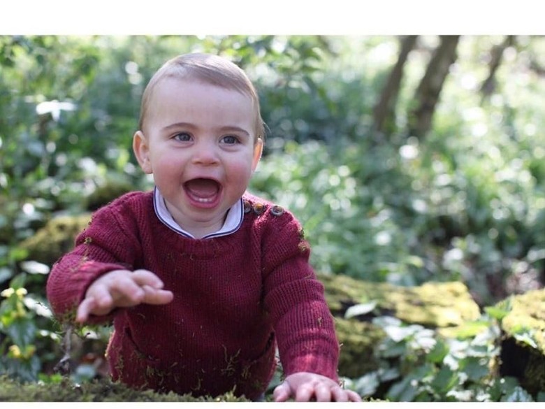 Gemas! Kate Middleton Pamer Foto Pangeran Louis Hasil Jepretan Sendiri Gemas! Kate Middleton Pamer Foto Pangeran Louis Hasil Jepretan Sendiri