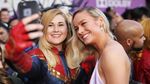 Brie Larson dan Scarlett Johansson Bergaya dengan Infinity Stones