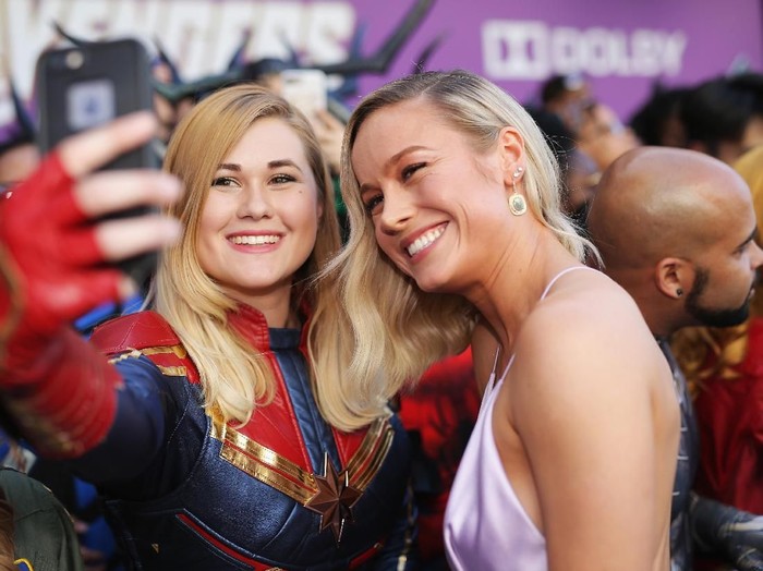 LOS ANGELES, CA - APRIL 22:  Brie Larson (R) attends the Los Angeles World Premiere of Marvel Studios 