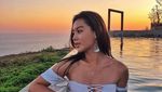 Foto: Gaya Liburan Aktris Seksi Korsel, Kim Hee Jeong