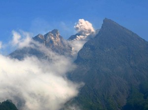 Ke Gunung Merapi Lebih Mudah dengan Aplikasi di Smartphone