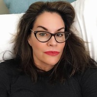 Sejumlah pacar Gweneth berprofesi sebagai pemain saham, investor teknologi, hingga pengusaha perhiasan. Jika ditotal biaya jalan-jalannya mencapai £100 ribu atau hampir Rp 2 miliar Foto: Instagram