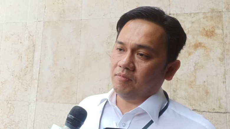 Farhat Abbas: Prabowo Ikut Sebarkan Hoax, Harus Diproses Seperti Ratna Farhat Abbas: Prabowo Ikut Sebarkan Hoax, Harus Diproses Seperti Ratna