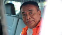 Sudirno disangka melanggar Pasal 12 huruf a atau huruf b atau Pasal 11 Undang-Undang Nomor 20 Tahun 2001 tentang Pemberantasan Tindak Pidana Korupsi juncto Pasal 55 ayat 1 ke-1 KUHP juncto Pasal 65 ayat 1 KUHP.