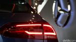 Melihat Lebih Dekat Mercedes-Benz B200 yang Makin Canggih