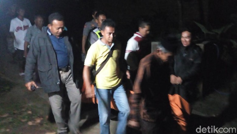 Pria di Semarang Tewas, Diduga Jadi Korban Pembunuhan Pria di Semarang Tewas, Diduga Jadi Korban Pembunuhan