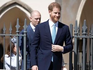 Pangeran Harry Menjauh dari William Saat Paskah, Pakar Duga Ada Keretakan
