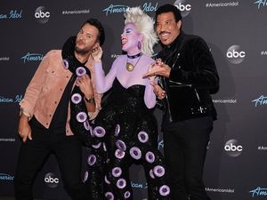 Dapat Ucapan Selamat usai Hamil, Katy Perry Ngaku Takut