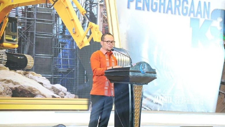 Zero Accident, 1.052 Perusahaan Diganjar Penghargaan oleh Kemnaker Zero Accident, 1.052 Perusahaan Diganjar Penghargaan oleh Kemnaker