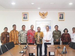 Rini Tunjuk Sekjen Kemhan Jadi Komut BUMN Bahan Peledak