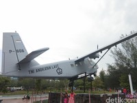 Museum Bahari di Kota Tegal adalah museum yang menampilkan pajangan senjata berat militer atau alat utama sistem pertahanan (alutsista) (Muhammad Idris/detikcom) Museum Bahari di Kota Tegal adalah museum yang menampilkan pajangan senjata berat militer atau alat utama sistem pertahanan (alutsista) (Muhammad Idris/detikcom)