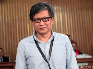 Konten YouTubenya soal Romo Benny Dipolisikan, Ini Respons Rocky Gerung