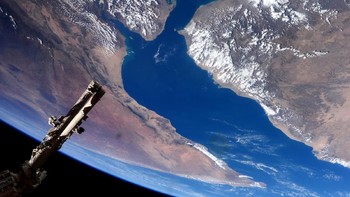 Penampakan teluk Arden dan tanduk Afrika dari ISS. Foto: NASA