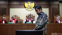 Idrus bersalah menerima suap Rp 2,25 miliar dari pengusaha Johanes Budisutrisno Kotjo.