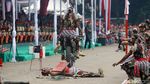 Aksi Prajurit Kopassus Unjuk Kekuatan di HUT ke-67