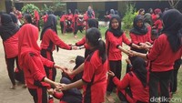 Di Kampoeng Dolanan ini dikenalkan nilai-nilai keluhuran budi pekerti (Eko Susanto/detikcom)  