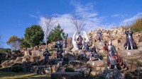 Desa Konoha ini berada di Nijigen no Mori Theme Park, Prefektur Hyogo. Anime ninja populer Naruto ini berada di area Naruto & Boruto Shinoi Zato. Wahana ini telah dibuka pada tanggal 20 April 2019. (Nijigen no Mori/Facebook/Twitter)