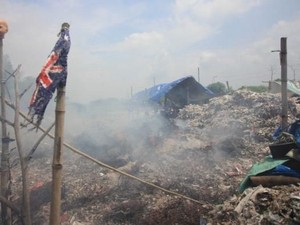 Pencemaran Kali Brantas: Australia, Ambil Sampahmu dari Indonesia