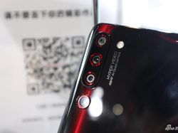 Penampakan Lenovo Z6 Pro, Ponsel Gahar Punya 5 Kamera