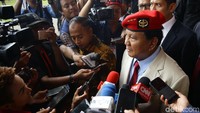 Prabowo mengaku sangat bangga karena Kopassus masih memiliki kualitas yang sangat tinggi.