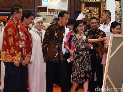 Jokowi Kunjungi Pameran Inacraft 2019