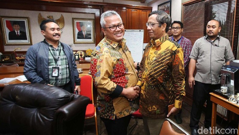 Mahfud Md Minta Revisi UU Pemilu Diprioritaskan Mahfud Md Minta Revisi UU Pemilu Diprioritaskan