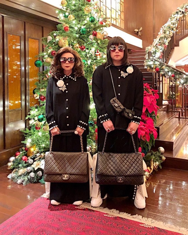 Peepy mengatakan sudah sejak puluhan tahun lalu, dia dan ibunya mengoleksi tas desainer dan perhiasan mewah. Merek-merek yang dikoleksi oleh Peepy dan Mother Lee, sebagian besar datang dari Hermes. Ada juga merek Louis Vuitton, Fendi, Chanel, Gucci, Goyard, dan brand high end lainnya. Foto: Dok. Instagram @peepy_and_mother_lee