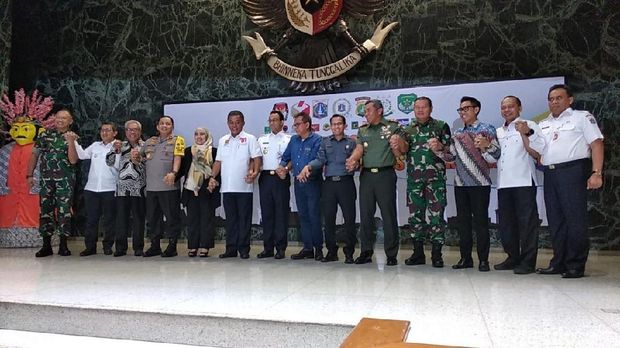  Gubernur DKI Jakarta Anies Baswedan melaksanakan silaturahmi bersama Forum Koordinasi Pimpinan Daerah (Forkopimda). 