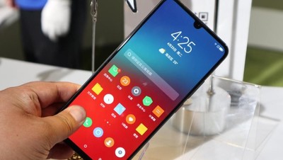 Penampakan Lenovo Z6 Pro, Ponsel Gahar Punya 5 Kamera