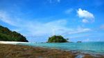 Senoa, Pulau Hamil di Indonesia
