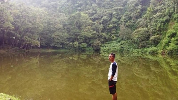 Telaga Warna  di Puncak