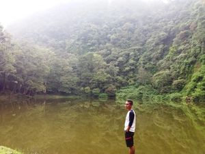 Main ke Puncak, Resapi Indahnya Telaga Warna