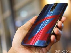Unboxing Oppo F11 Pro Edisi Khusus Avengers