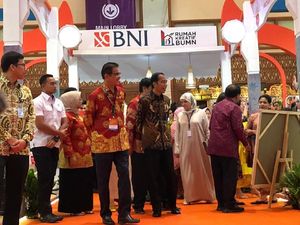 Bersama Anies, Jokowi Tinjau Pameran Inacraft 2019 di JCC Senayan